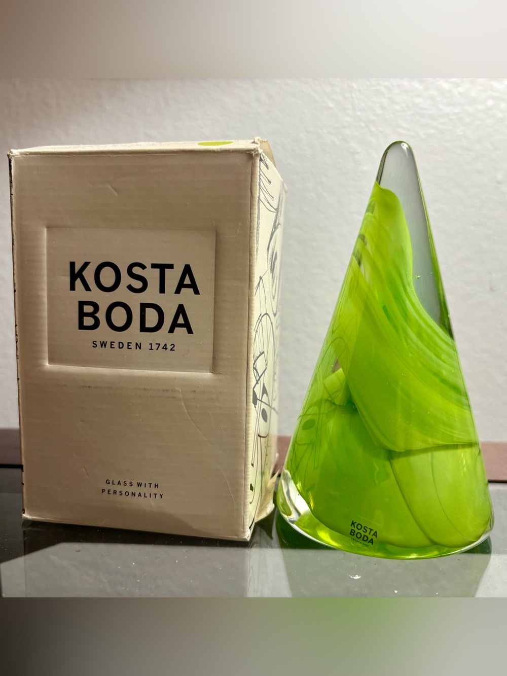 Kosta Boda Green Art Glass Cone Décor tree glass beautiful